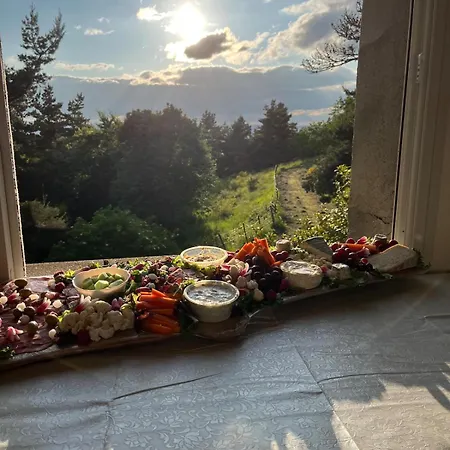 Le Bastidon, Exceptional Views, Up To 13 People Hébergement de vacances Laussonne